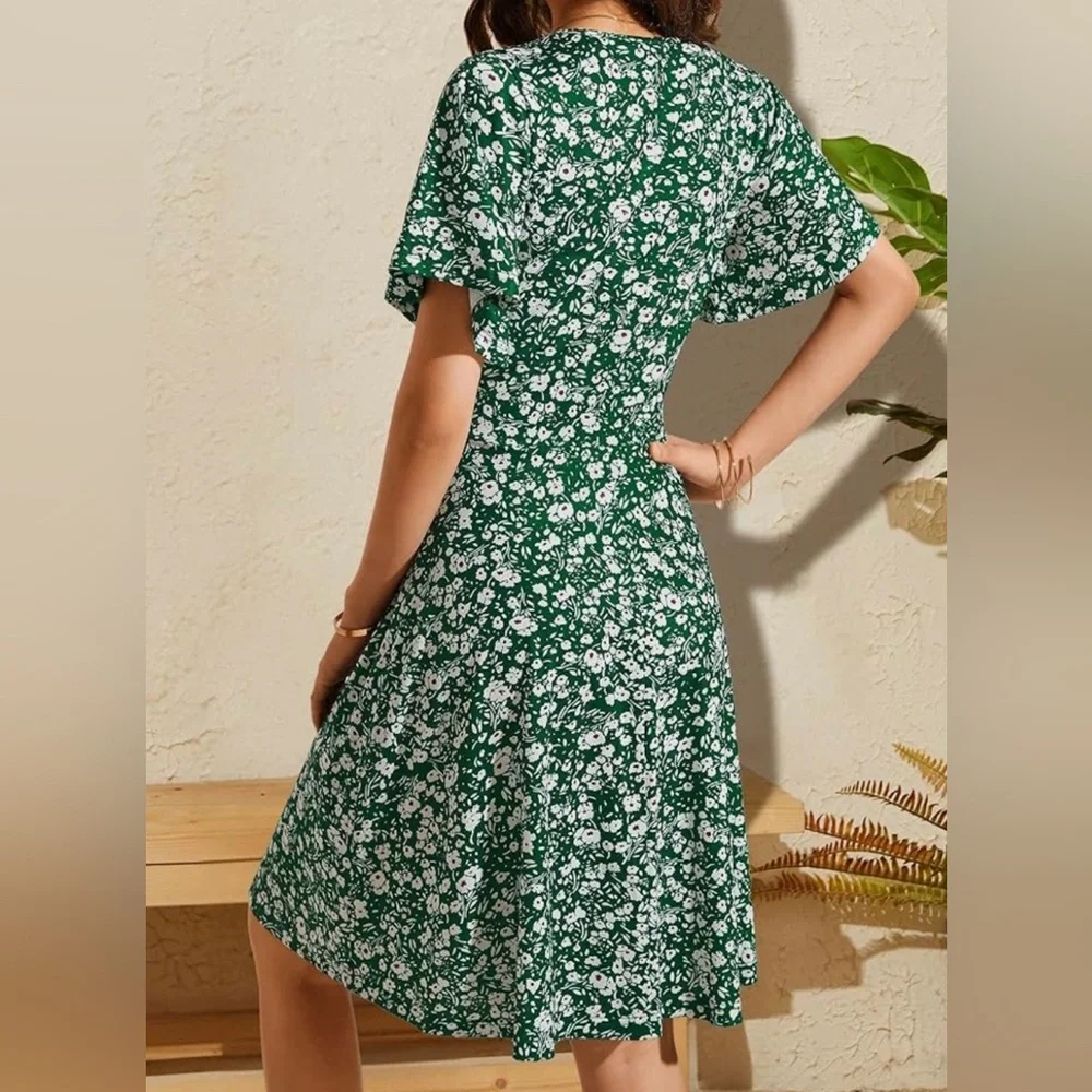 Floral Green Dress - Picture 4 of 4
